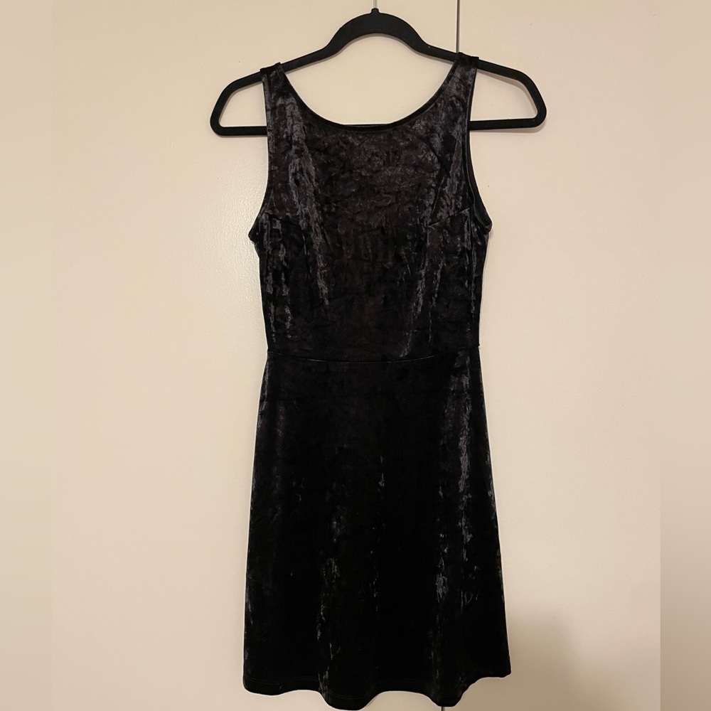 NWT Black Velvet Dress - Size 6!